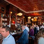 Hotell Thirteen On The - Eyre Square Galway