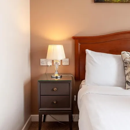 فندق Thirteen On The - Eyre Square