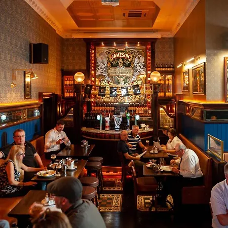 Hotel Thirteen On The - Eyre Square Galway