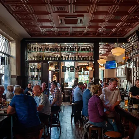 فندق Thirteen On The - Eyre Square غالواي