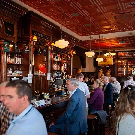 Hotell Thirteen On The - Eyre Square Galway