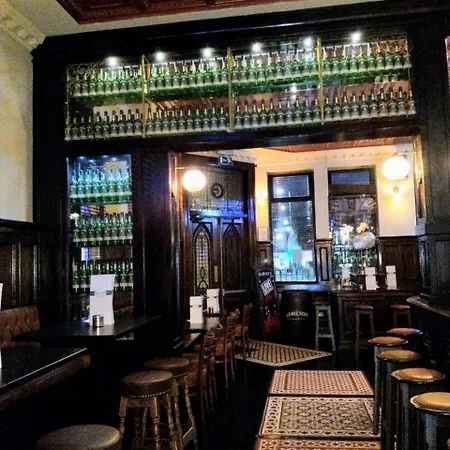 Thirteen On The - Eyre Square فندق غالواي