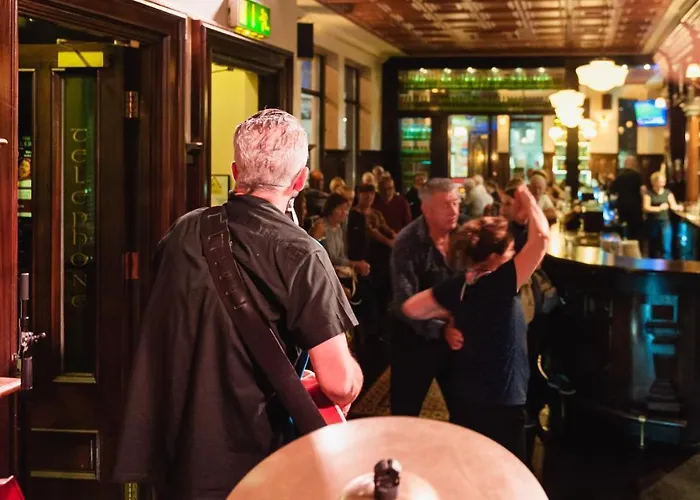 Thirteen On The - Eyre Square Hotel 3*