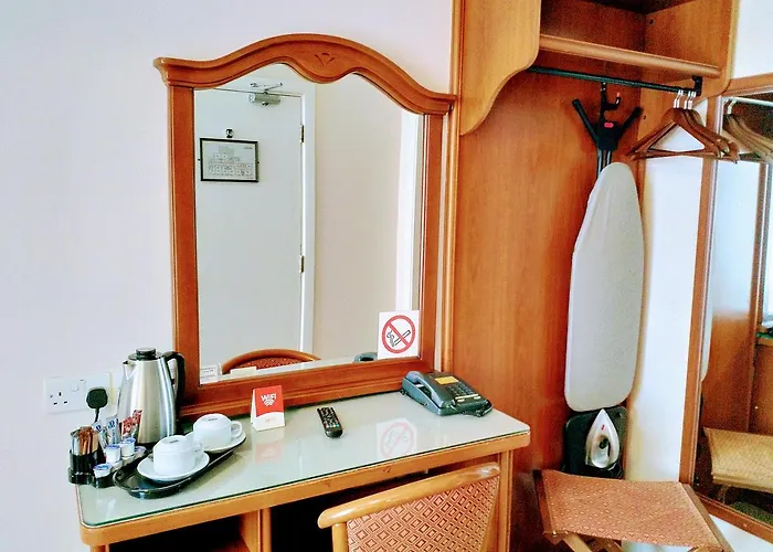 Hotell Thirteen On The - Eyre Square 3*