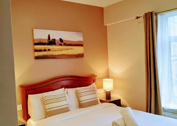 Thirteen On The - Eyre Square