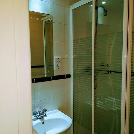 Thirteen On The - Eyre Square