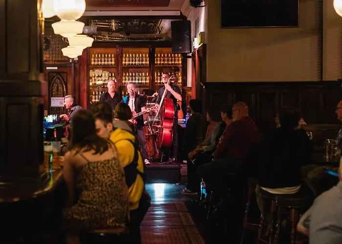 Thirteen On The - Eyre Square Hotel 3*