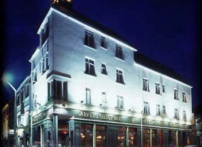 Thirteen On The - Eyre Square